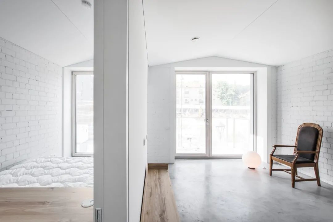 维尔纽斯生活区 36 平米小公寓惊艳变身-24