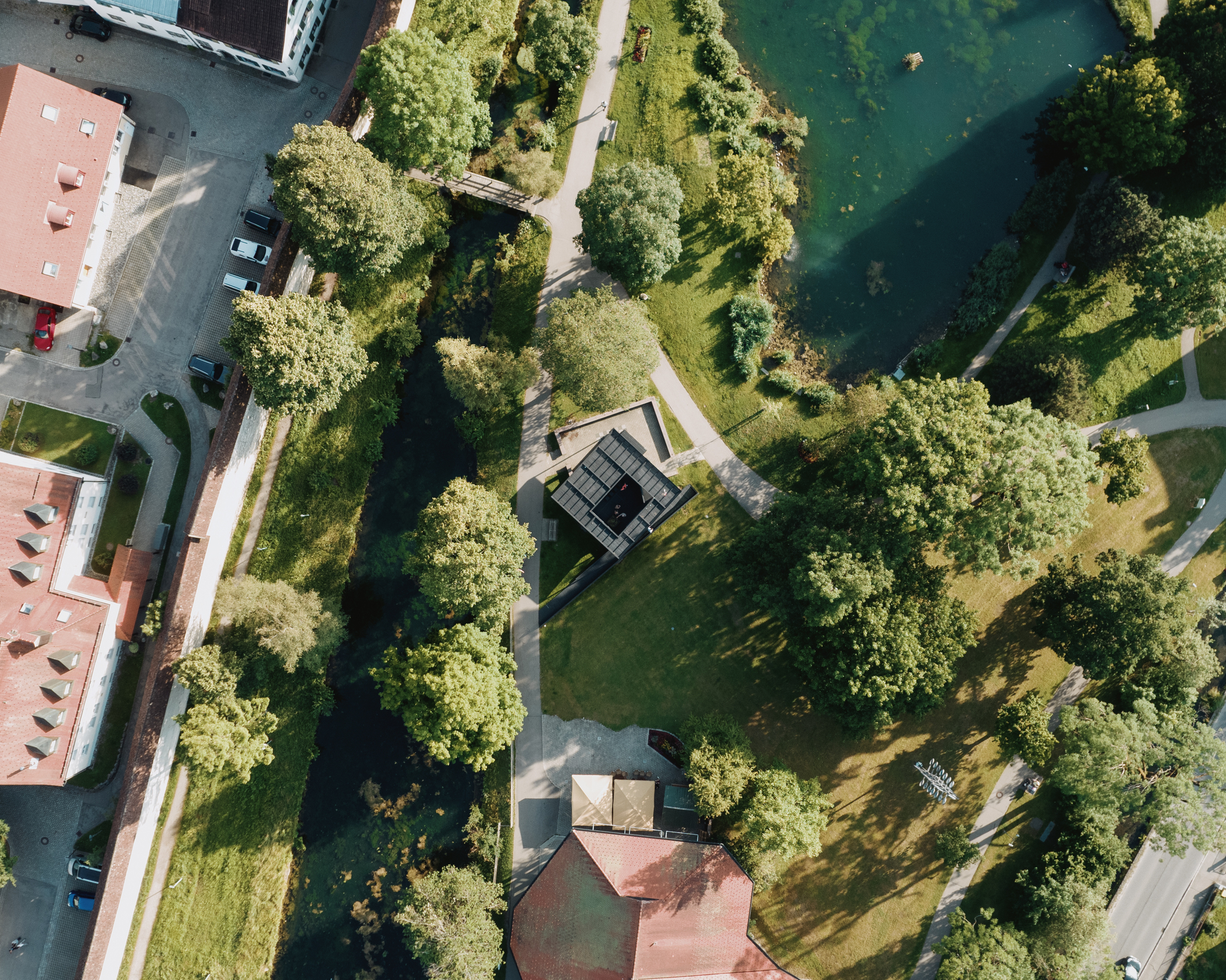 艾歇尔杂志伊斯尼展馆丨瑞士-26