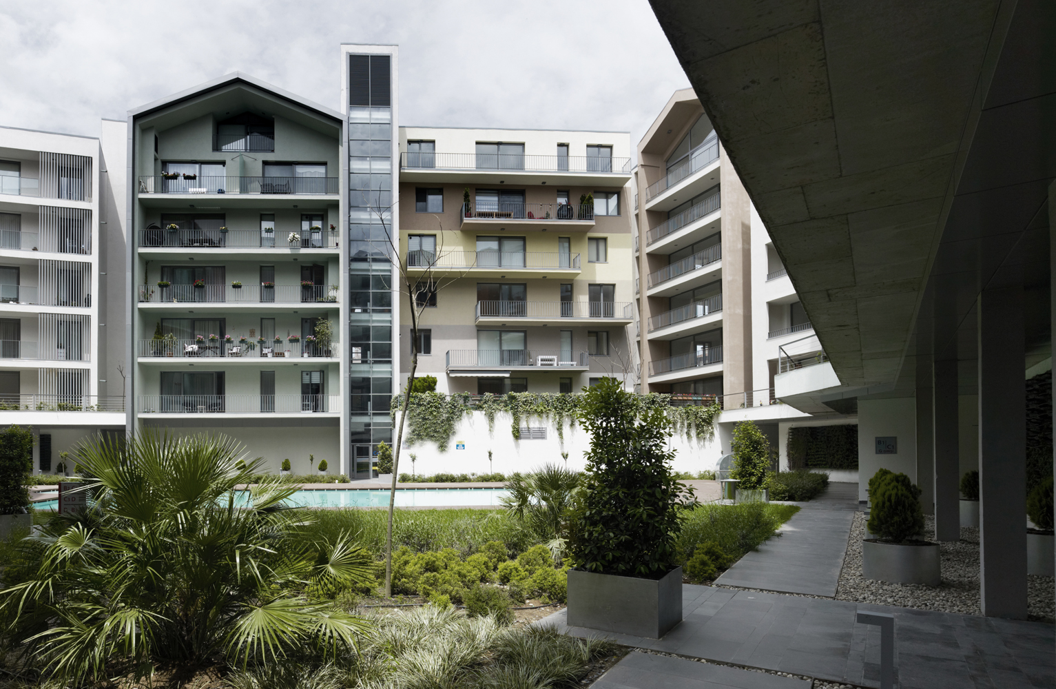 goektuerk hybrid housing-12