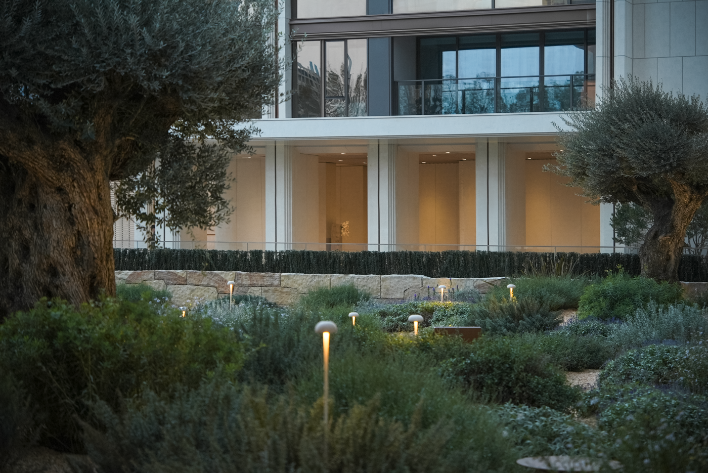 中天海威·璟逸丨中国杭州丨成都麦微景观建筑事务所等多家单位-65