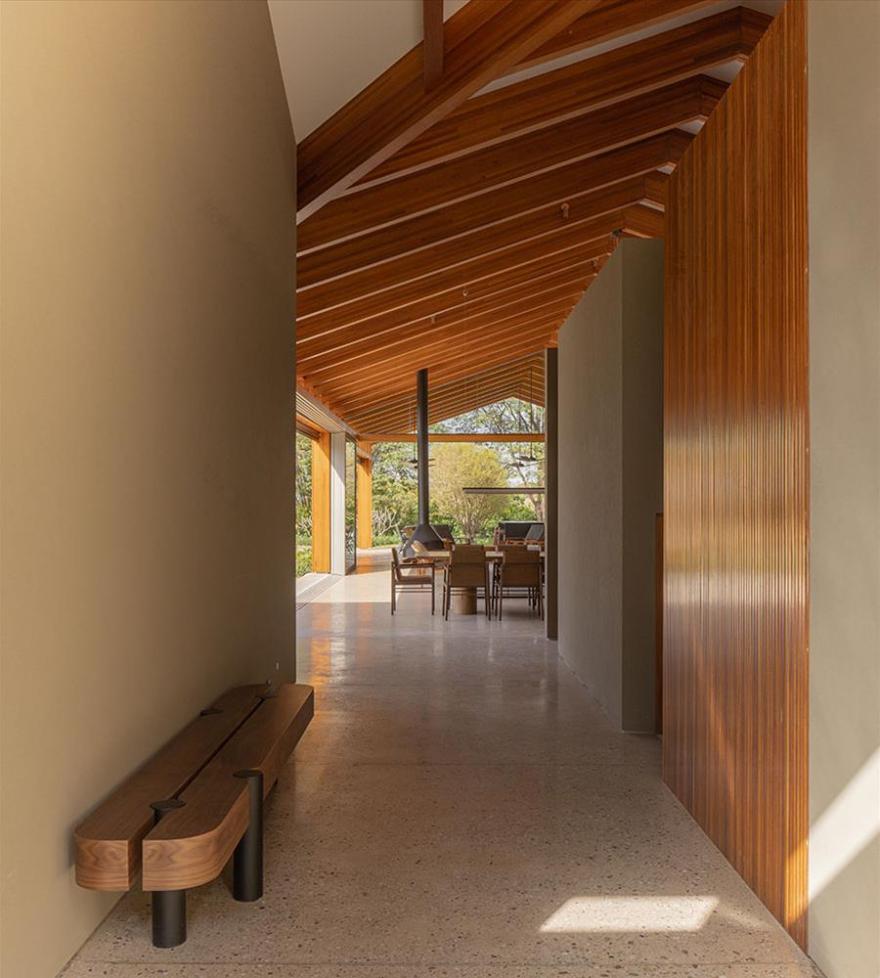 巴西建筑师 Gui Mattos 的木结构环保住宅设计-30