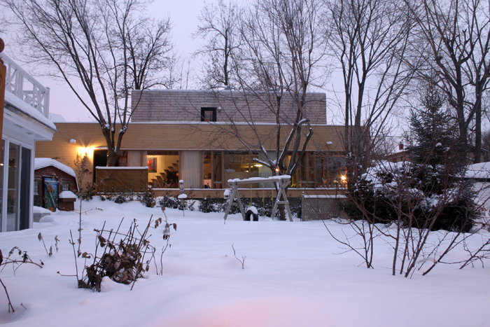 拉弗鲁夫私人住宅的绿意空间-11