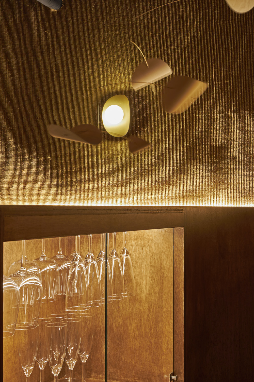 22 平的小屋，韩国设计师如何打造出极简却高级的感觉？-17