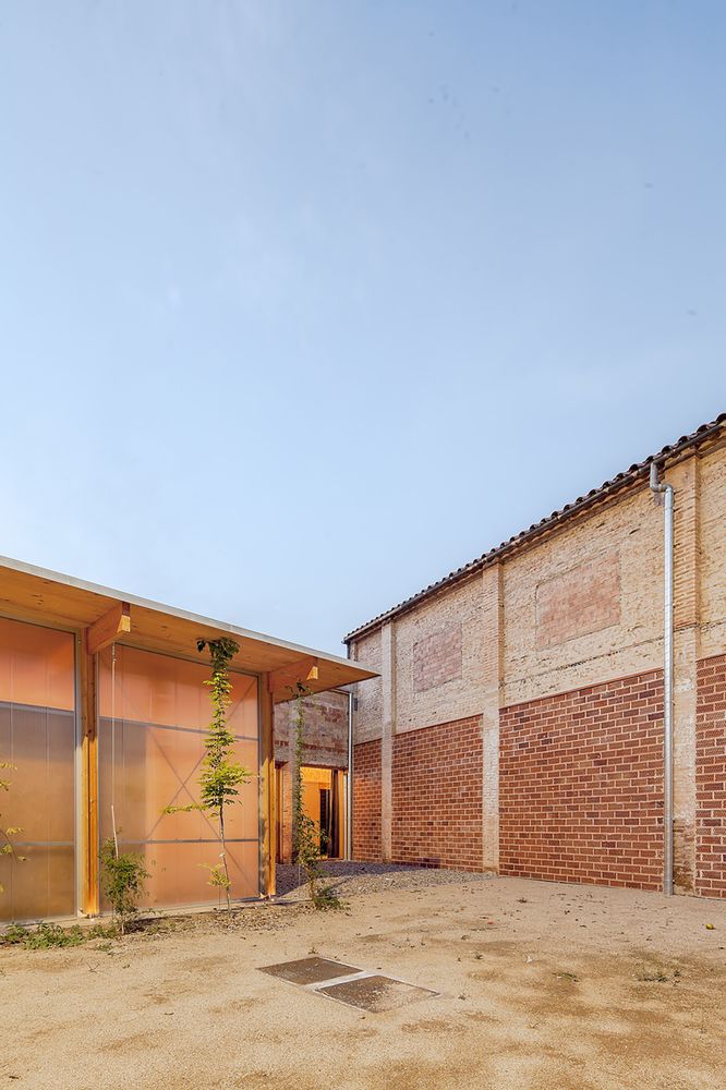 西班牙 Can Luna 工业区改造丨Nil Brullet Arquitectura-26