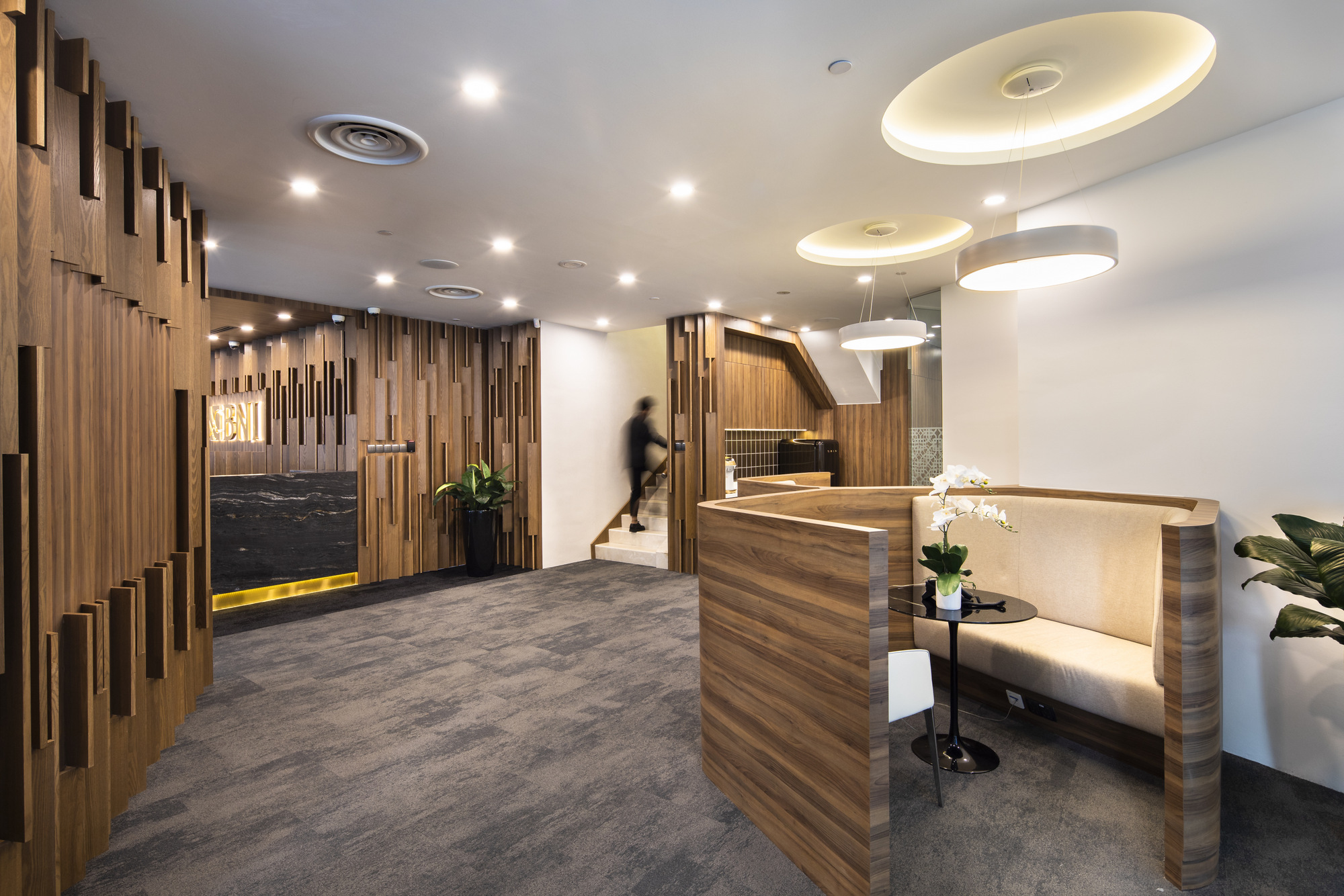 新加坡银行Negara印度尼西亚(研究会)办公室设计-10