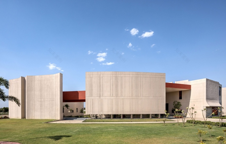 弧形堡垒校园 | 印度 St Martha Bethany Vidyalaya 学校一期设计-12