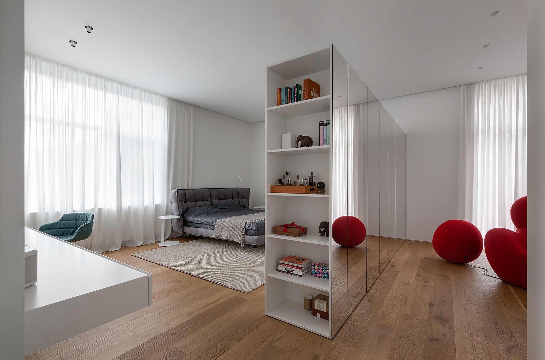 白色+粉色公寓设计 赋予空间跳跃的生命力-12