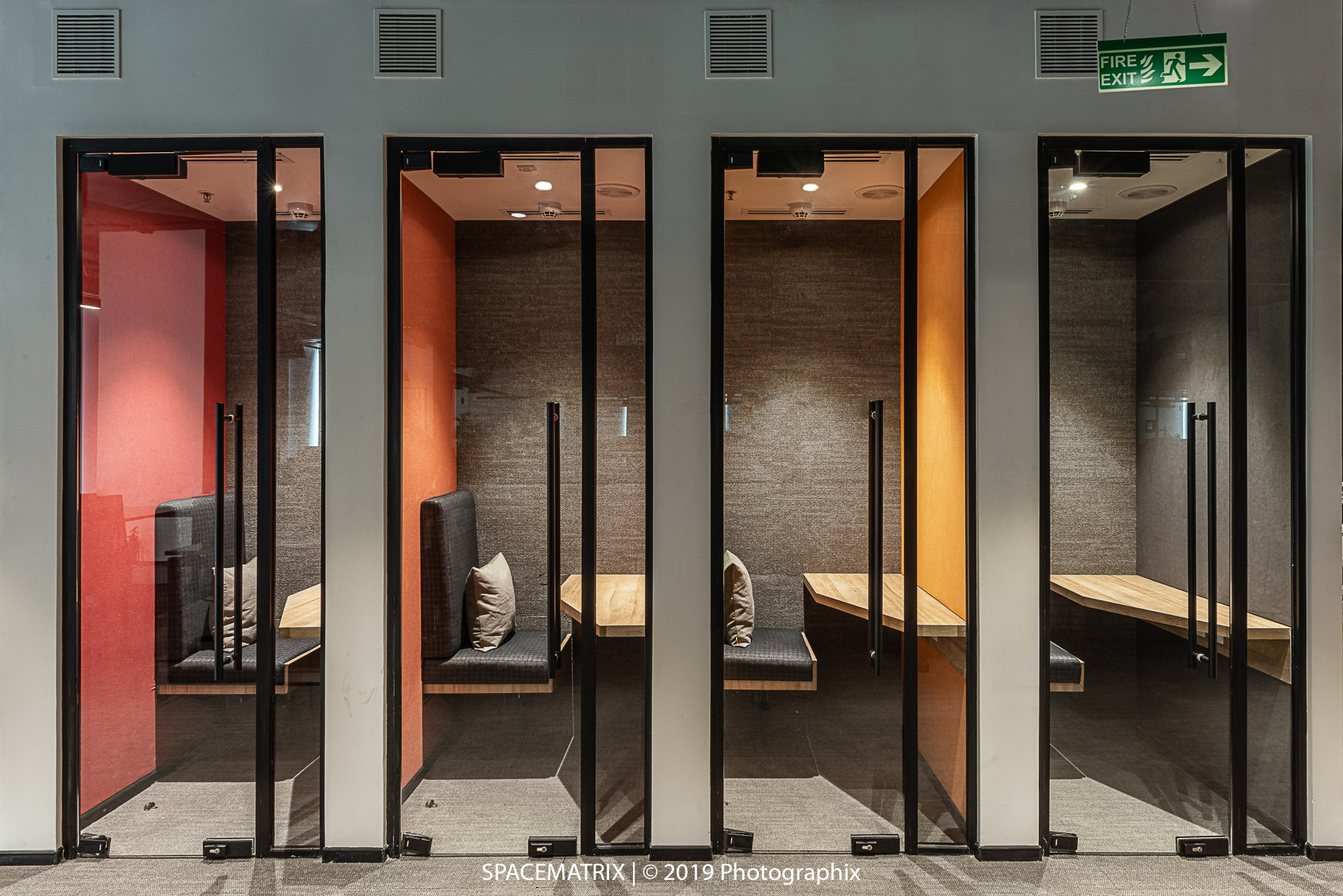 BrowserStack 办公室设计-41