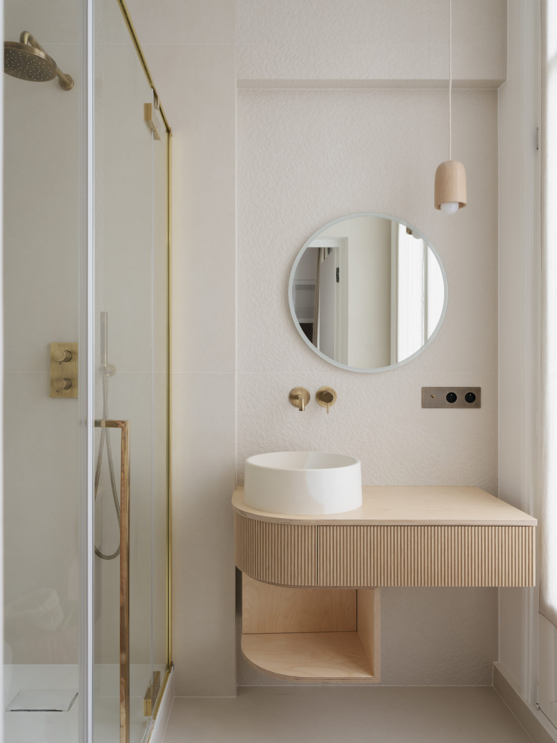 Luxe, calme et volupté 300m², Victor Hugo…Comment créer un havre de paix en plein Paris – Bän Architecture-48