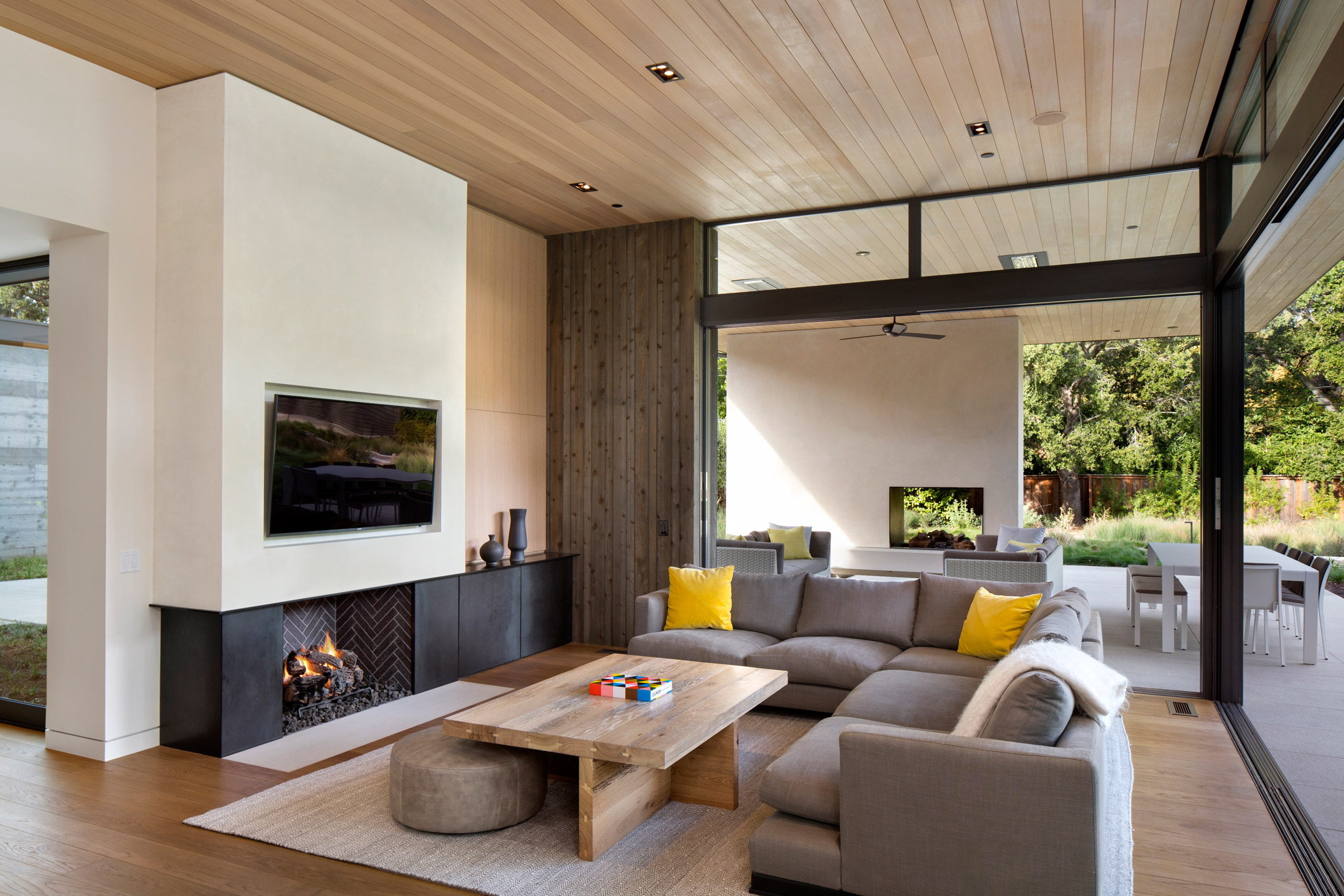 Northern California home by Arcanum Architecture sprawls along verdant lot-18