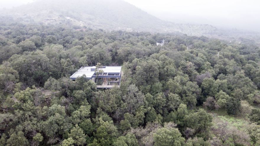 House in Olmue Rodrigo Pérez Kenchington-62