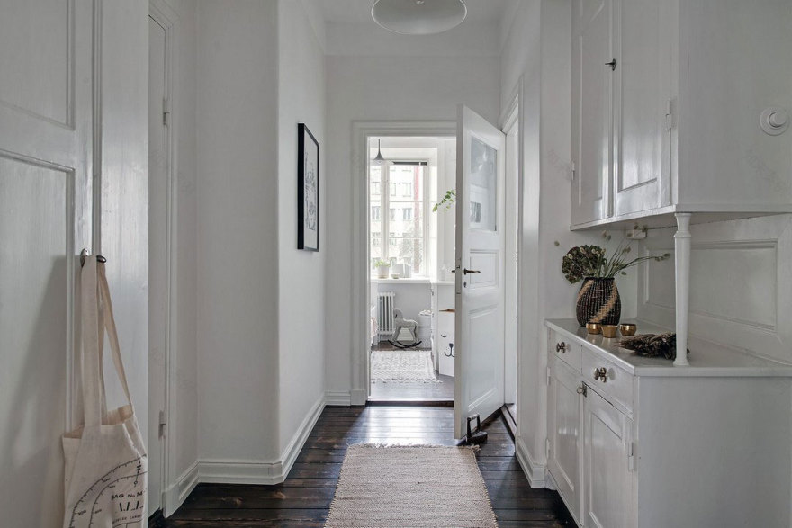 瑞典年轻家庭蓝橙公寓,呈现温馨海洋风格-16