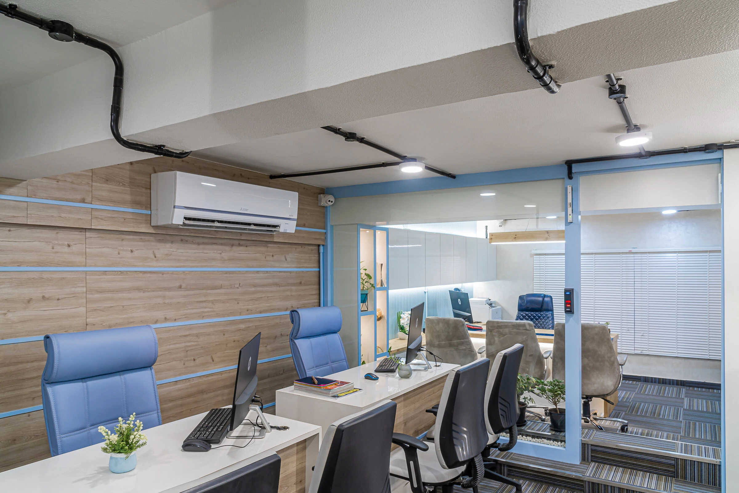 情感注入的 360 平米梦幻工作空间-29