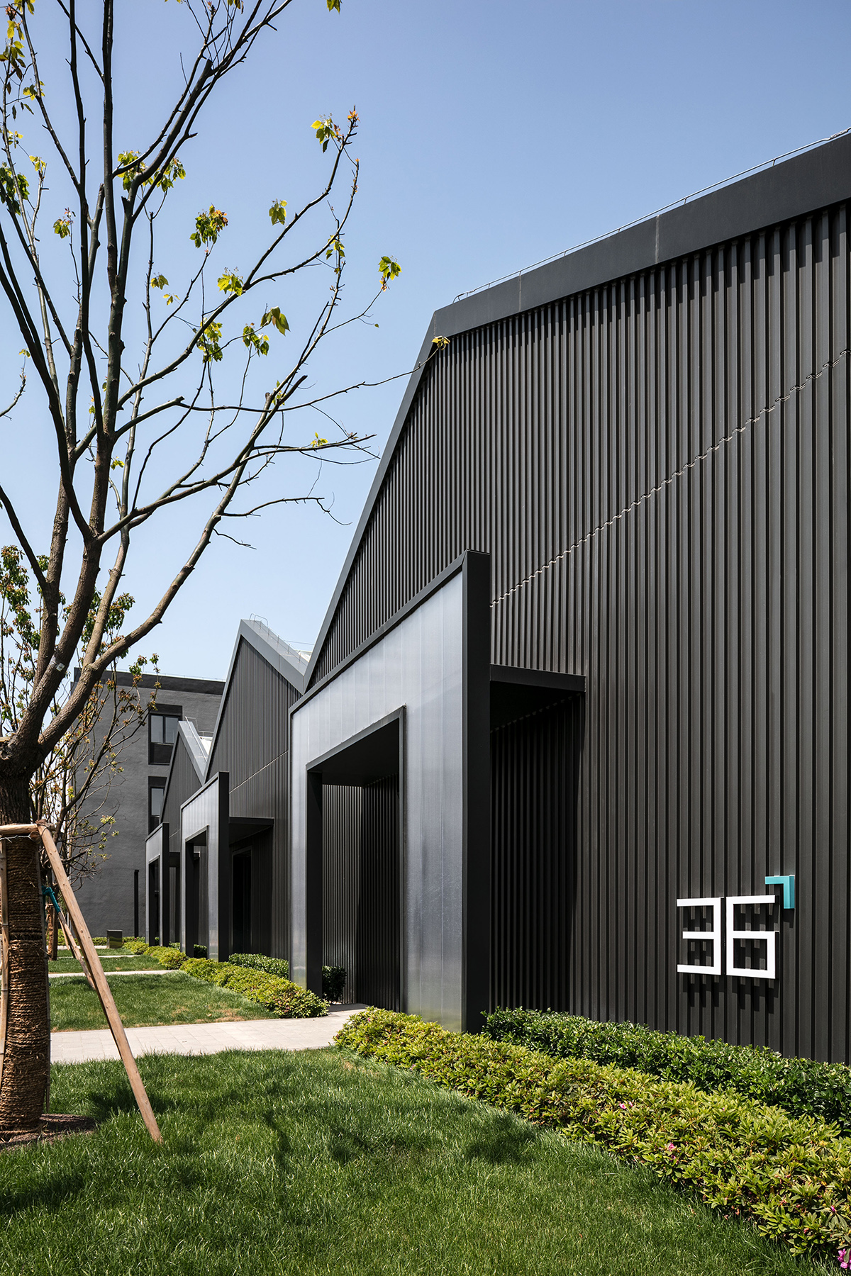 上海龙湖蓝海引擎淡水河畔产业园丨中国上海丨罗昂设计-16