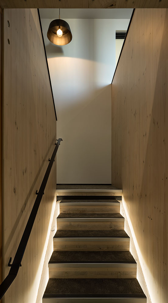 创新建筑公司的生态办公空间-21