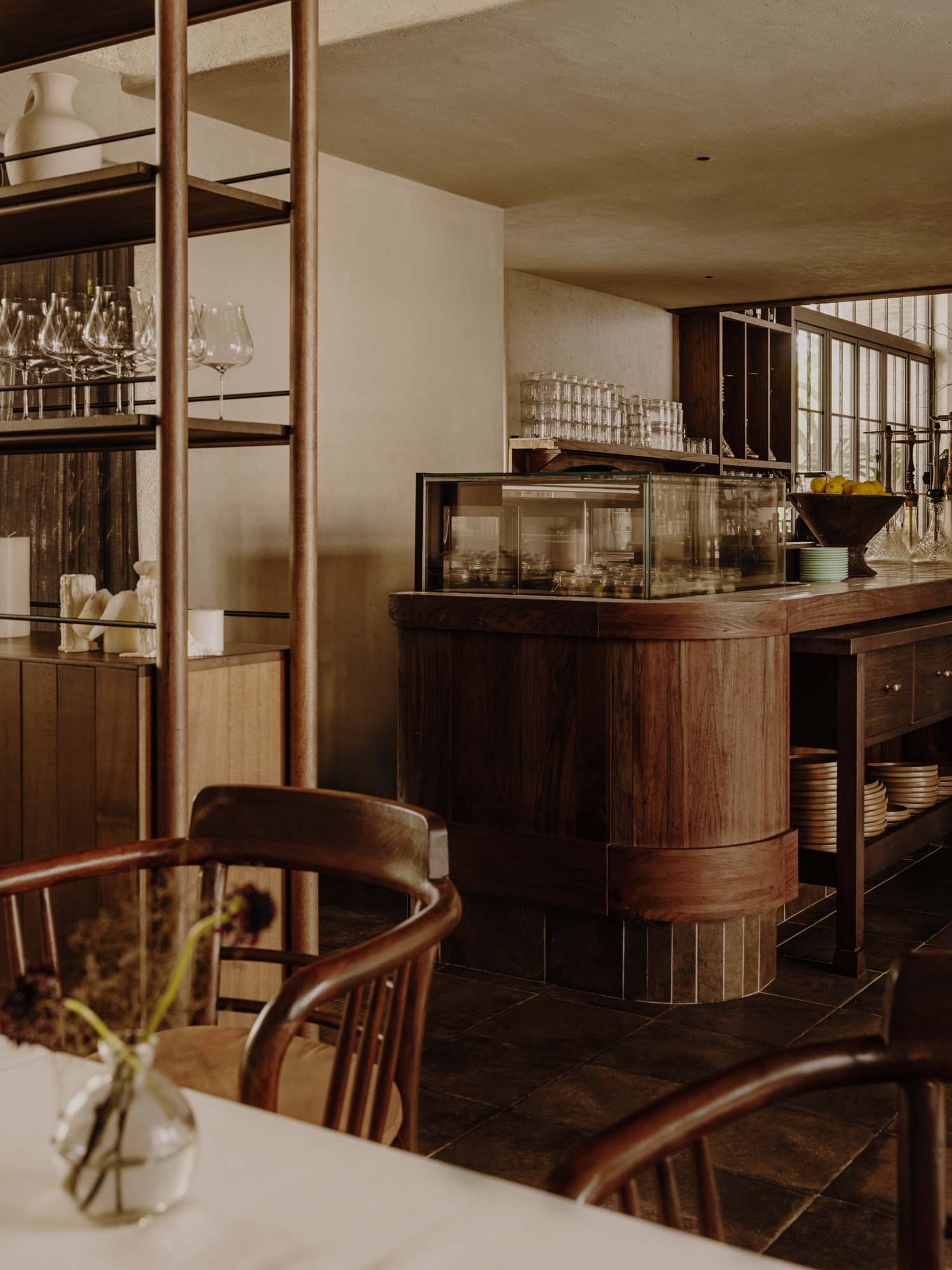 由于PAIX PiPi Hookan并非常见词汇,没有确切的对应翻译,可能是特定的名称,难以准确翻译丨中国广州丨尚壹扬设计(谢柯等8人)-24