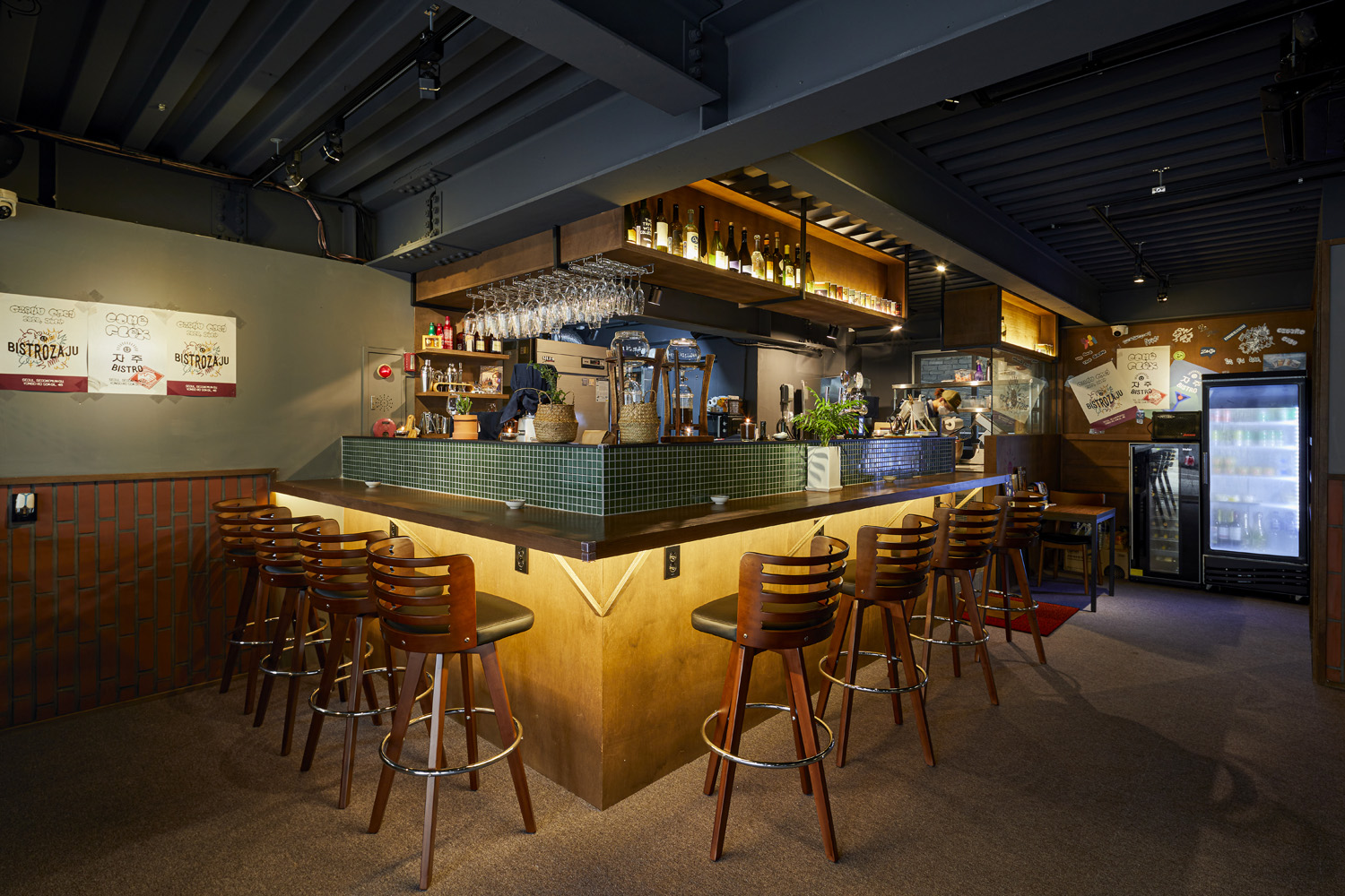 22 平米简约风家居，明亮灯光营造温馨氛围-5