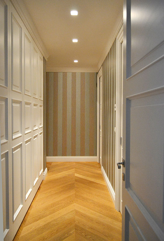 6月2日大屋（注：Casa常见意为房屋、住宅 ，Largo有宽阔的、大的等意思，II在罗马数字里表示2 ，Giugno是意大利语6月 ，这里结合实际情况灵活翻译为6月2日大屋 ，但Casa Largo可能是特定名称，若有更准确背景信息翻译会更精准） 丨Azzurra Garzone（建筑师）-1