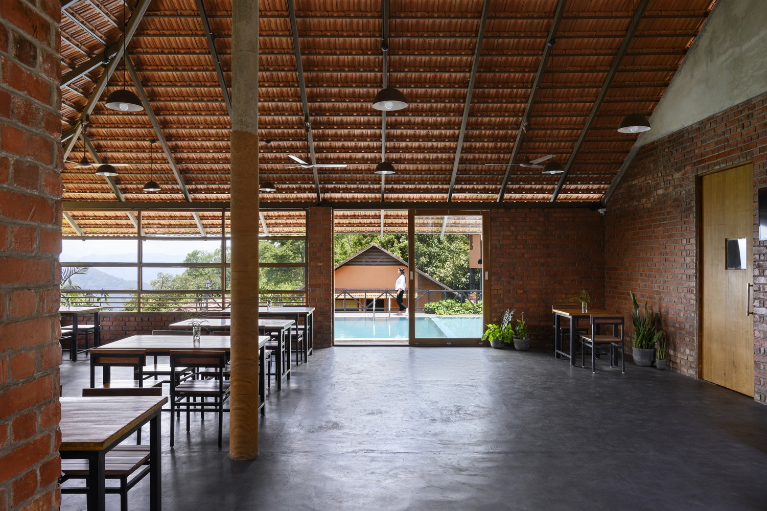 悬浮绿洲 · 印度 Idukki 山区豪华生态度假村丨Srijit Srinivas  ARCHITECTS-16