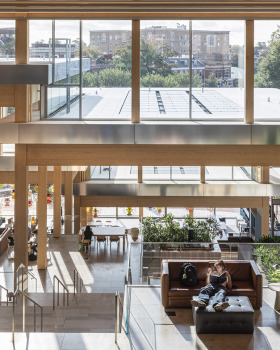 约翰·霍普金斯大学Bloomberg学生中心丨美国巴尔的摩丨BIG