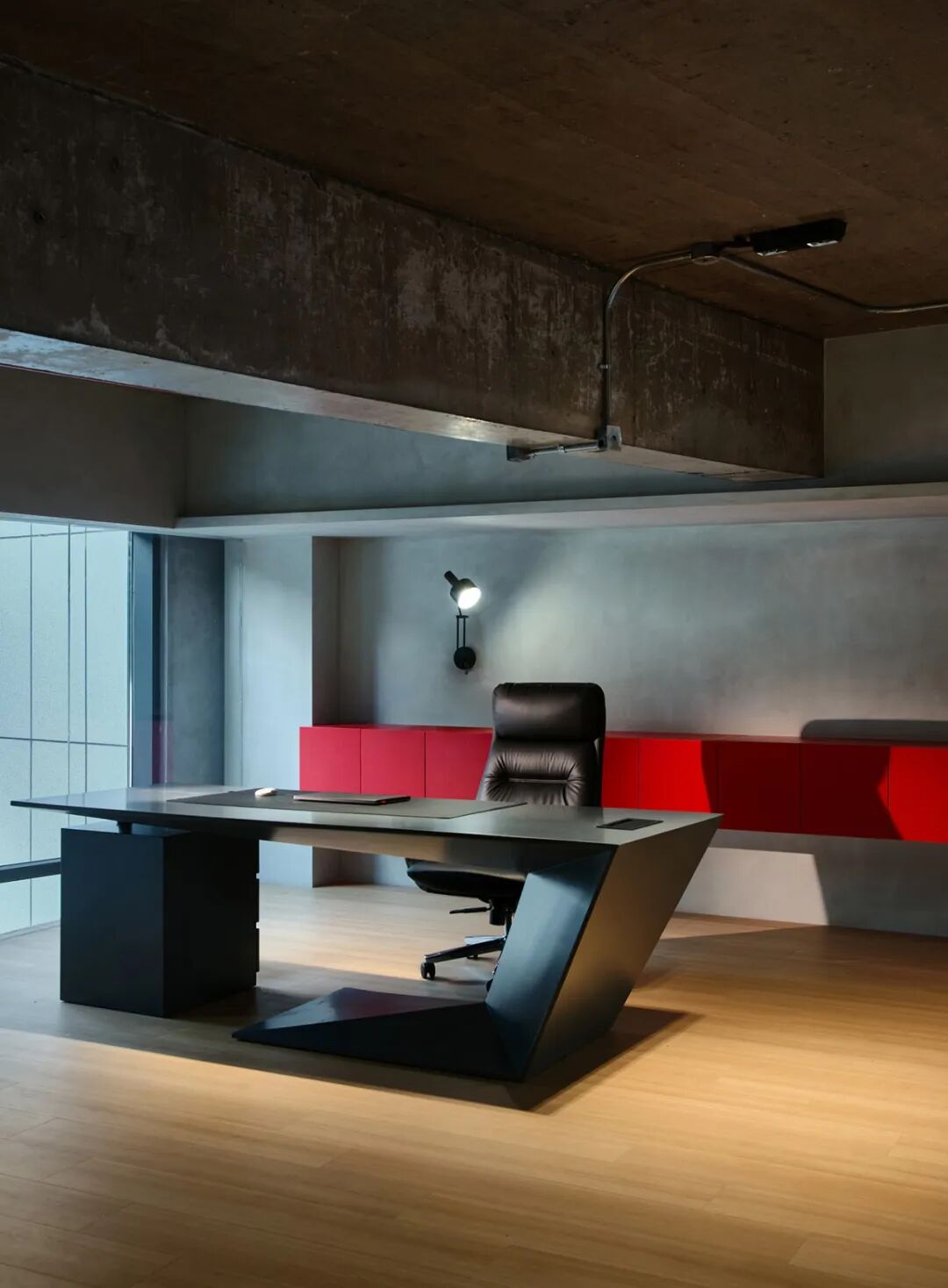 苏格设计丨3000㎡高街复古星火汽车展厅-55