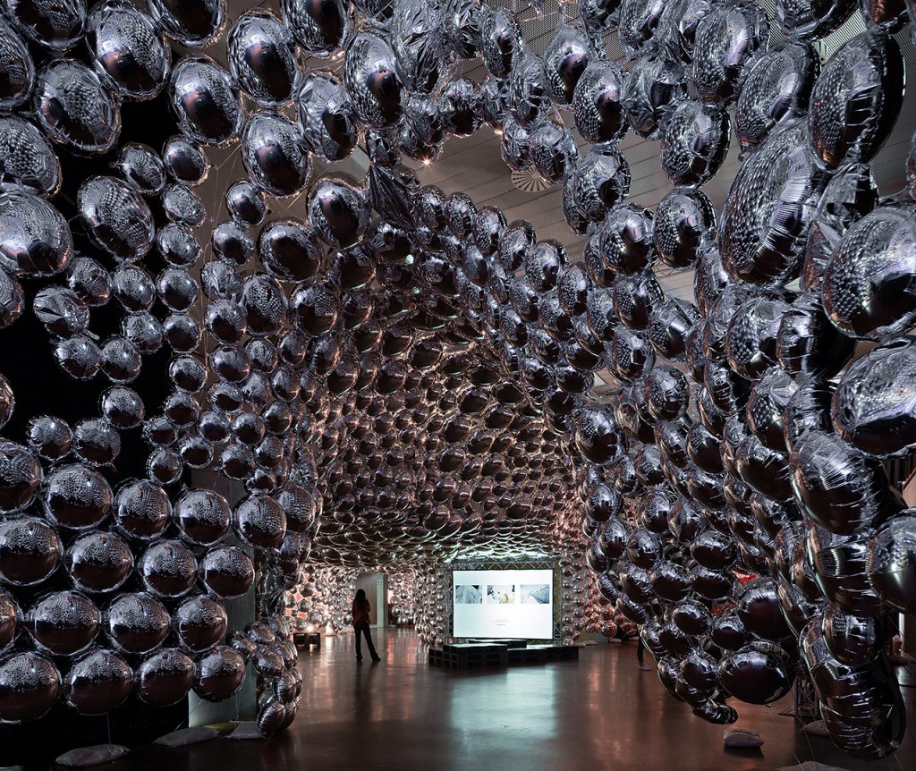 《风扇骚乱事件》——灵活多变的空间设计-0