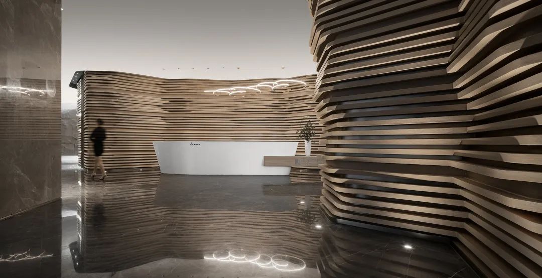 重庆融创文旅城曲水风和销售中心——山城江城，看山听雨-18