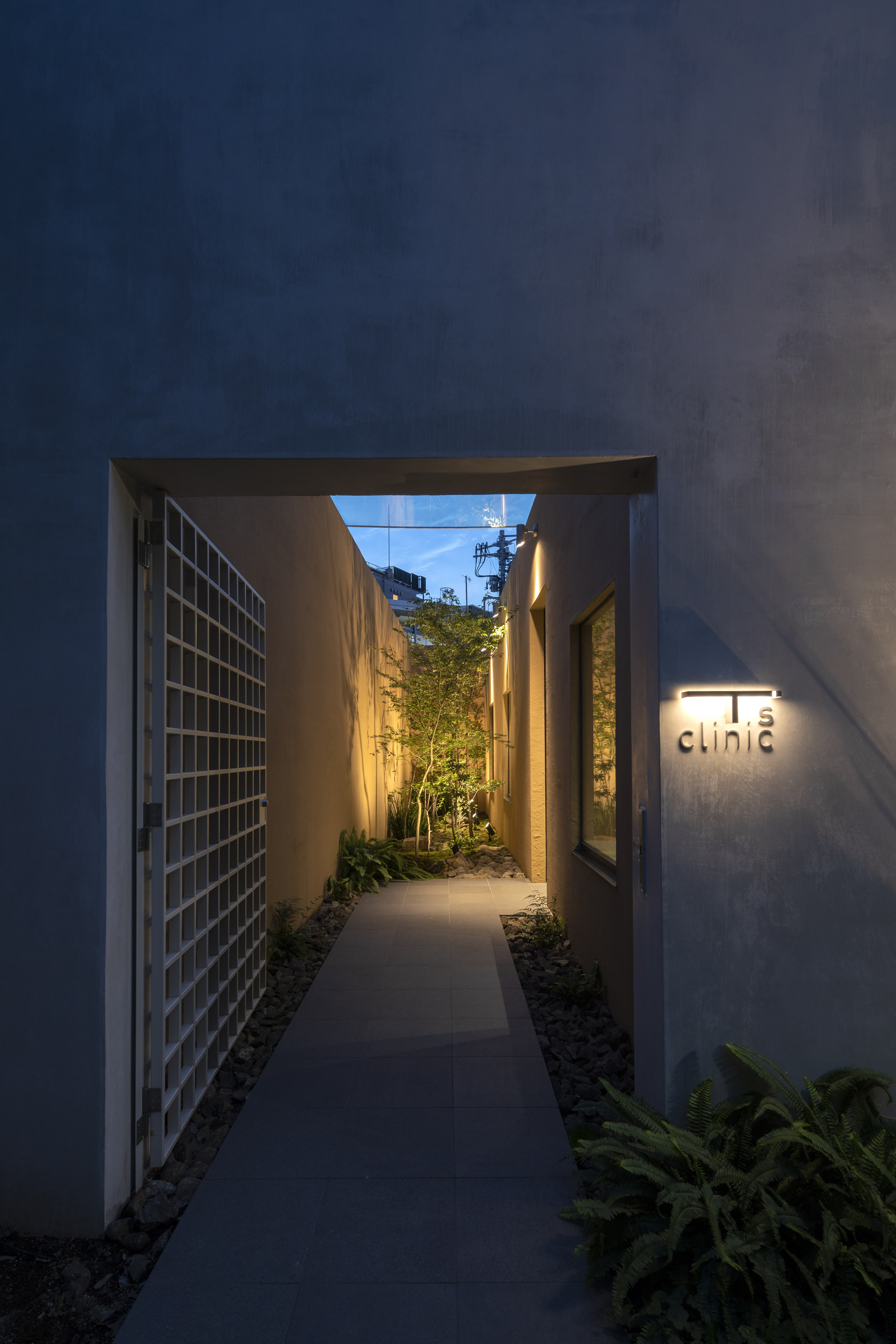 天空洞穴屋和诊所丨日本东京丨IKAWAYA Architects-30