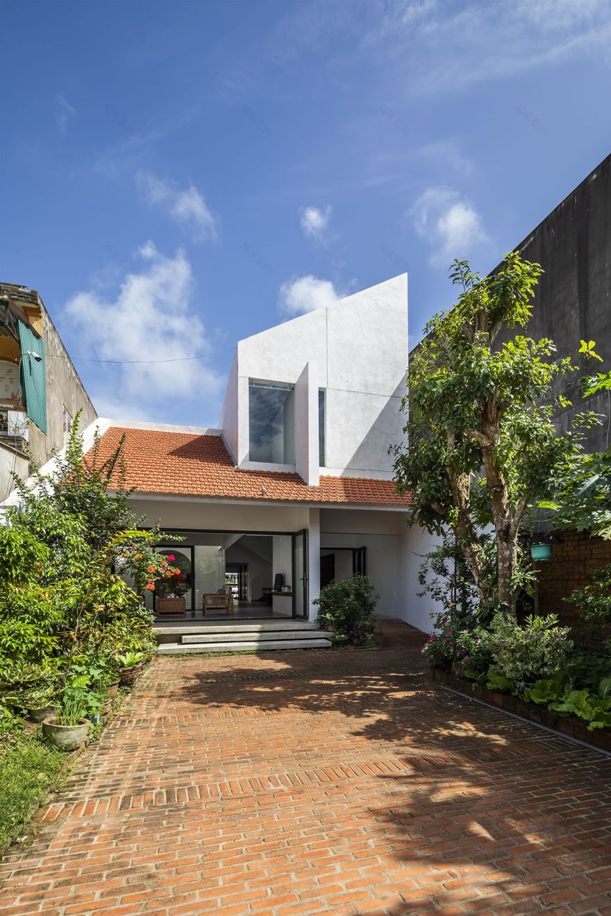现代与传统交融的越南 Quảng Ngãi House-8