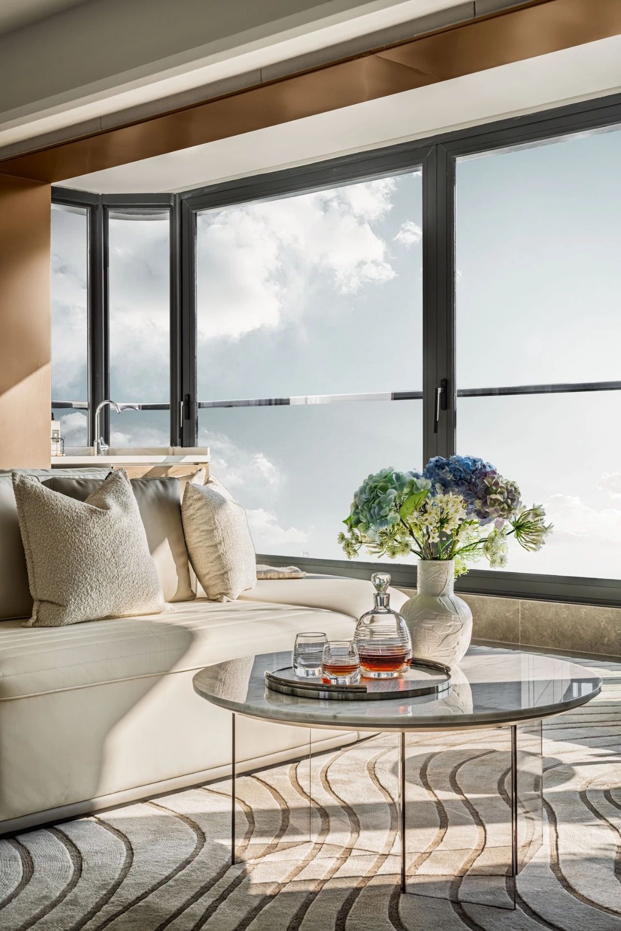 珠江·海御:从海水褪浊到理想之境丨中国广州丨深圳市艺居软装设计有限公司-2