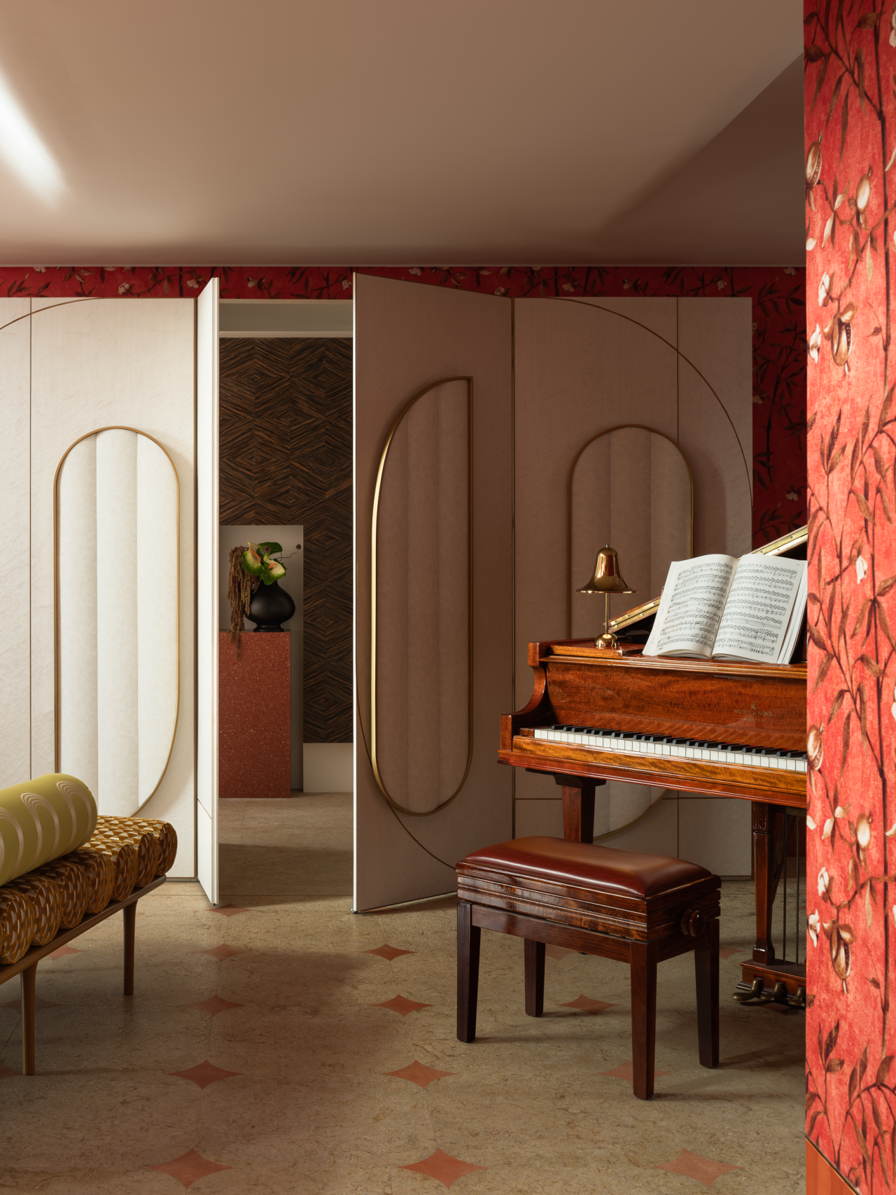 红色爆烈美学，西安大女主给自己的生活独奏剧场-30