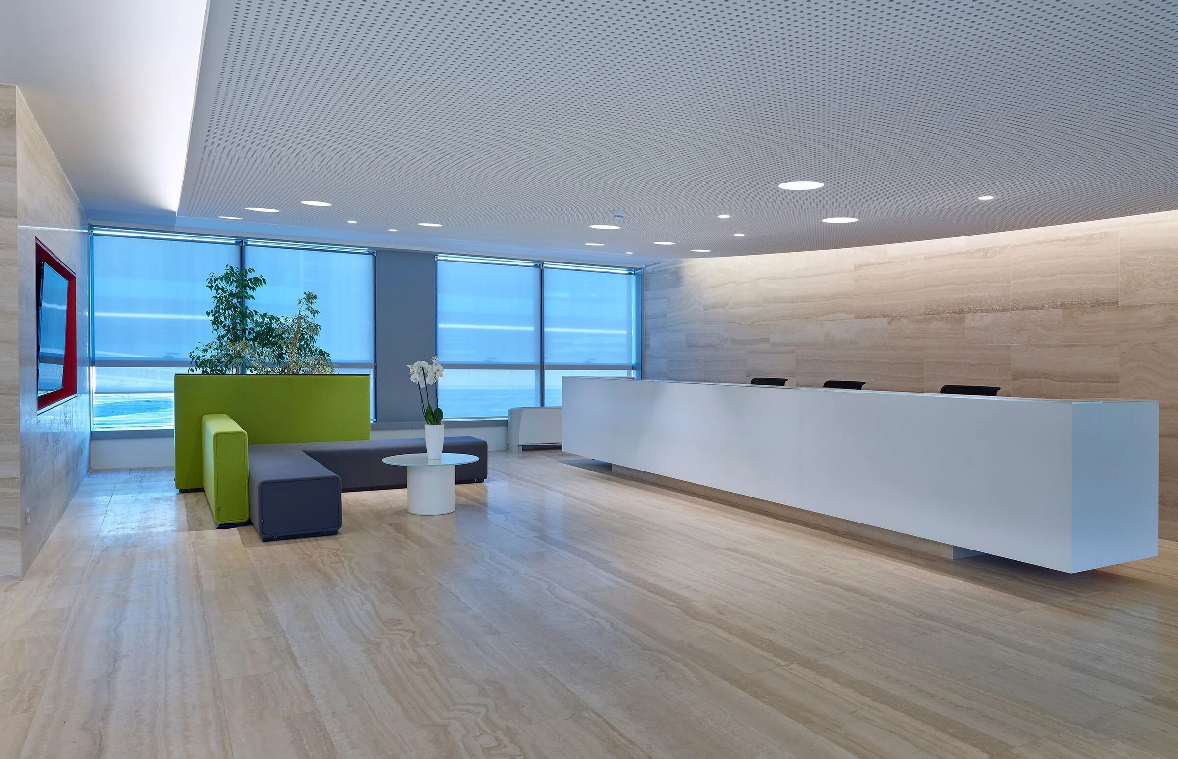 意式智慧办公 · 罗马总部大楼的活力空间设计-17