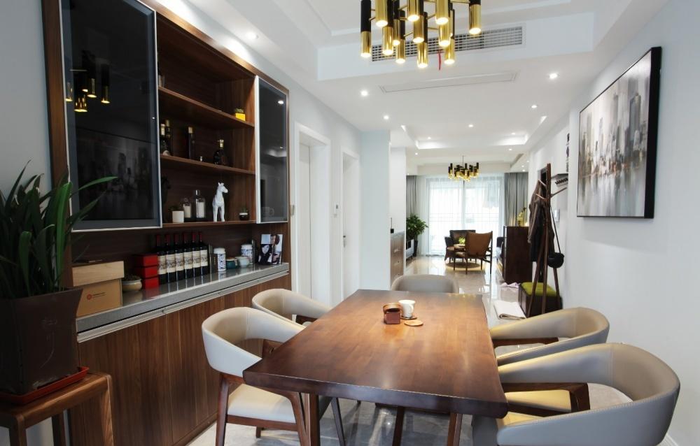 
也许爱不是热情，也不是怀念，不过是岁月 -7