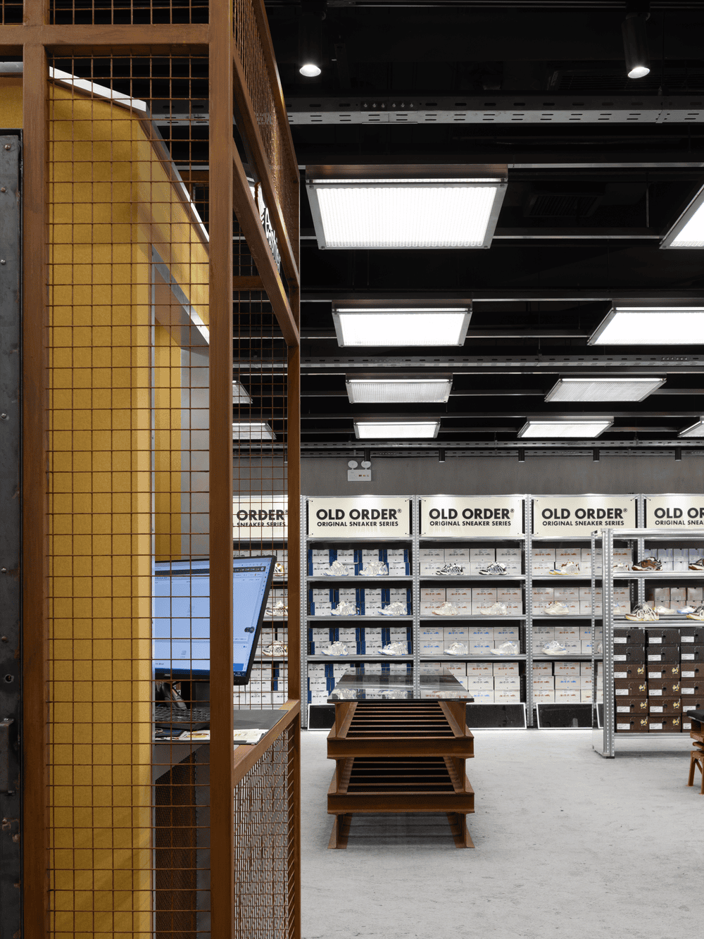 鞋店丨中国上海丨ARCSIN2607-13