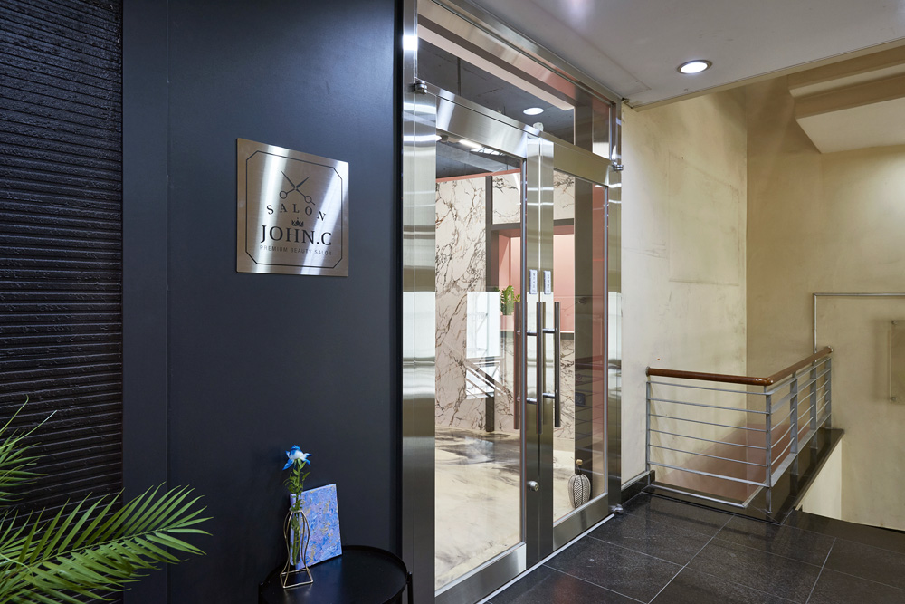 简约 30 坪美容室，黑粉撞色诠释精致品味-21