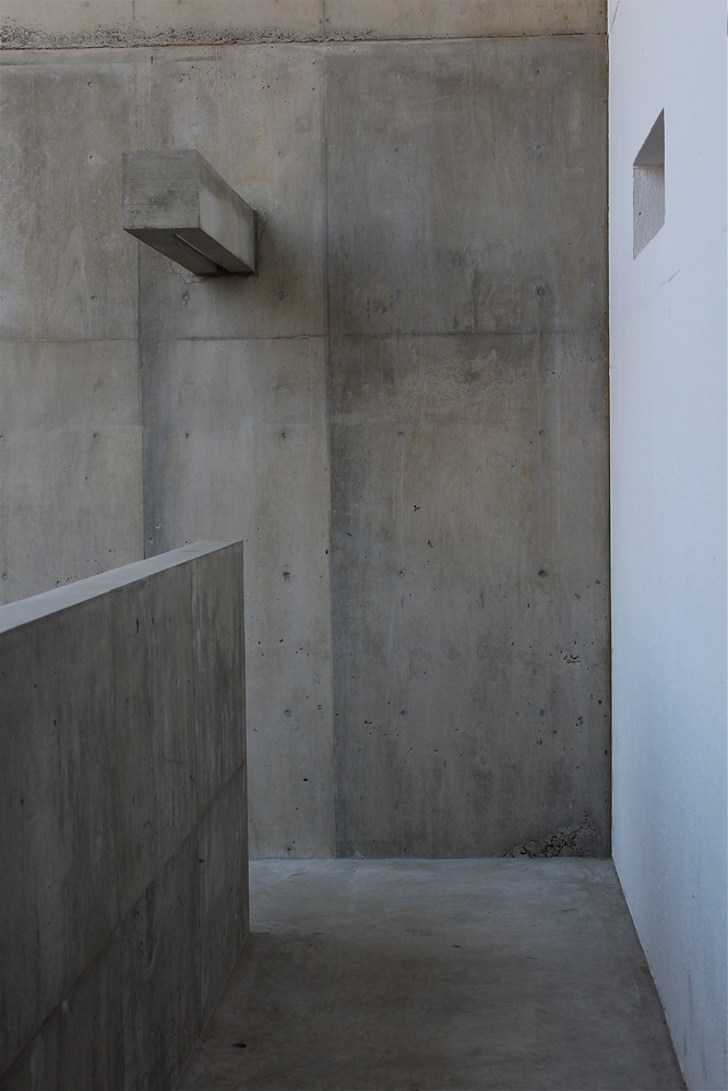 日本名古屋城堡附近的螺旋木质楼梯住宅-23