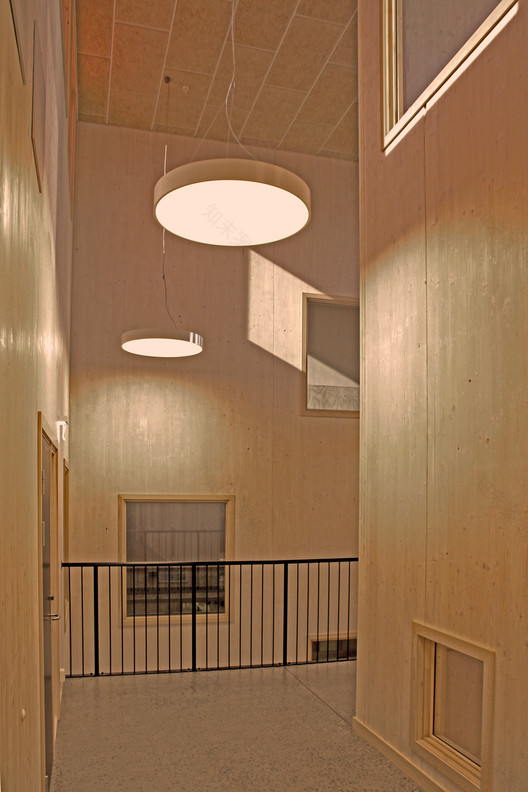 Ydalir 学校 · 木构建筑的绿色实践-23