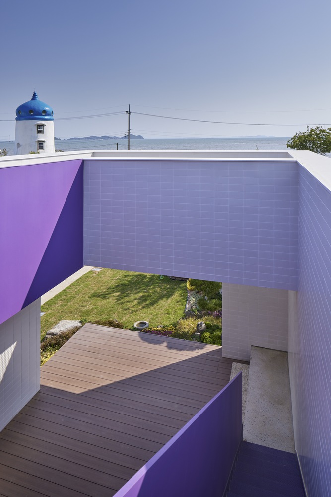 Square House · 漂浮的度假胜地-15