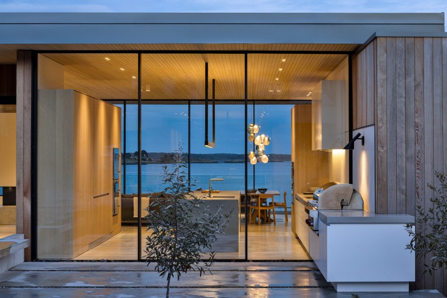 卡德伯勒湾别墅丨加拿大丨Falken Reynolds Interiors-45