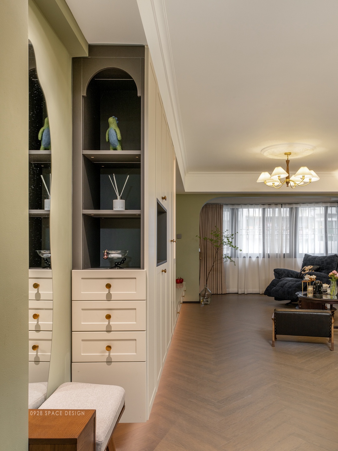 《弥·秘》老钢窗拱形门小复古住宅设计-17