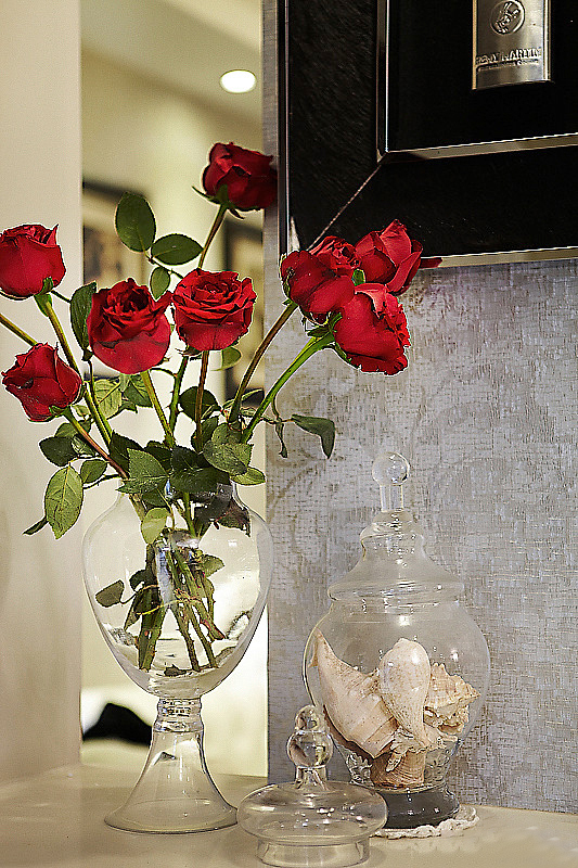 抢眼的家居搭配   105平古典复式奢华居-2