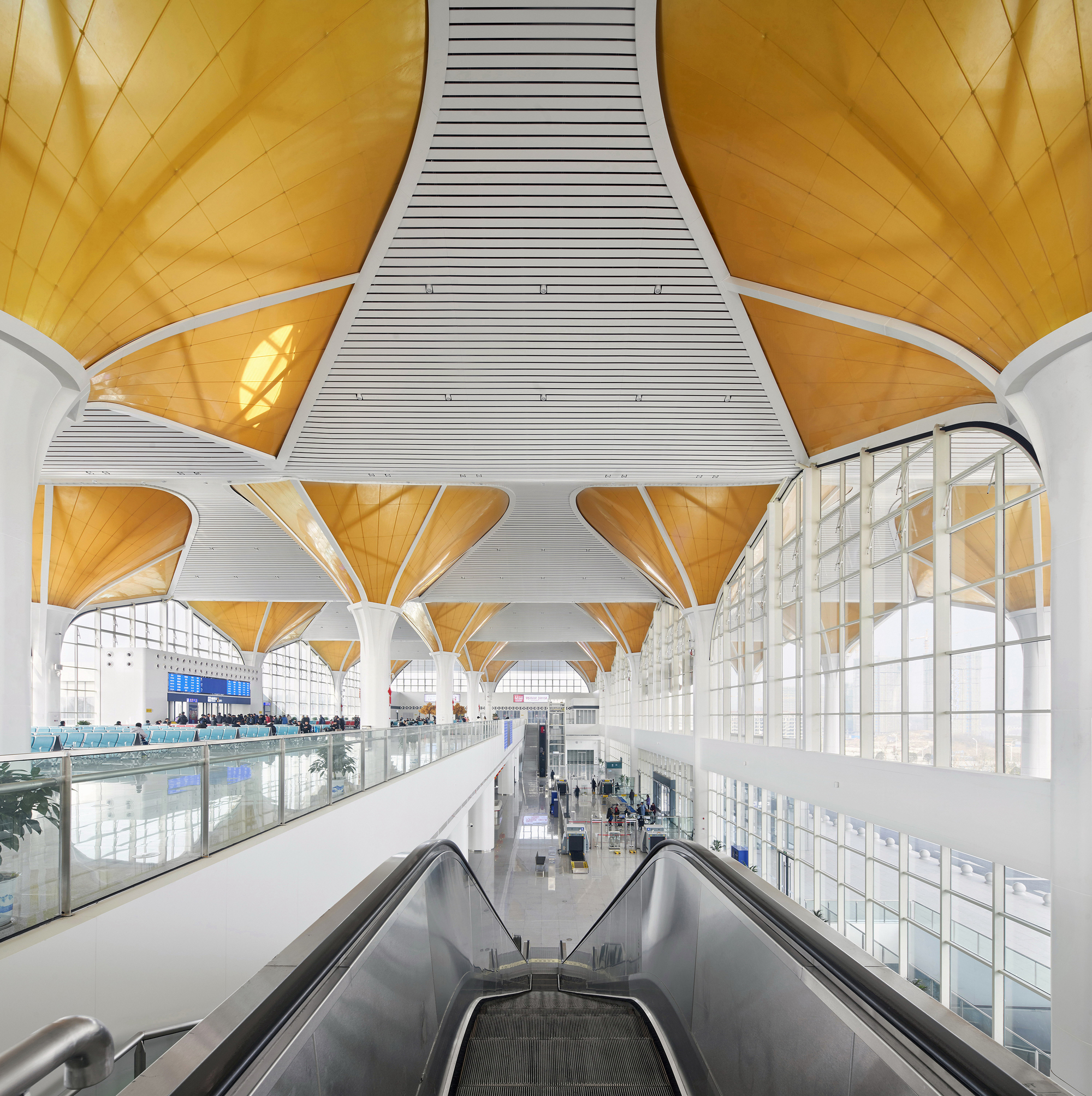 汉十高铁随州南站丨中国随州丨中南建筑设计院-40