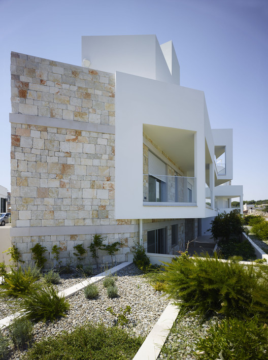 意大利 Polignano a Mare 传统与现代融合的住宅设计-4