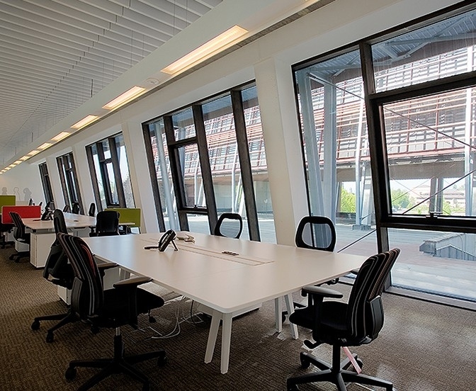 办公建筑 Cegeka 及地方政府大楼设计亮点-11