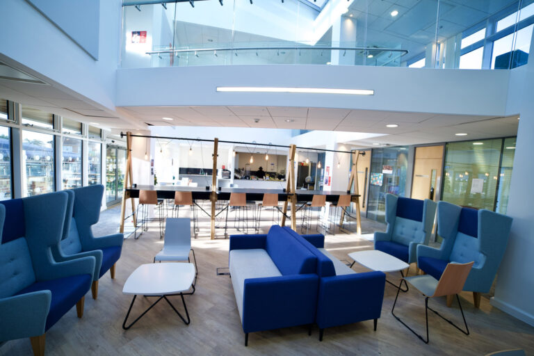 Edgbaston School For Girls学习空间翻新项目丨Envoplan-26