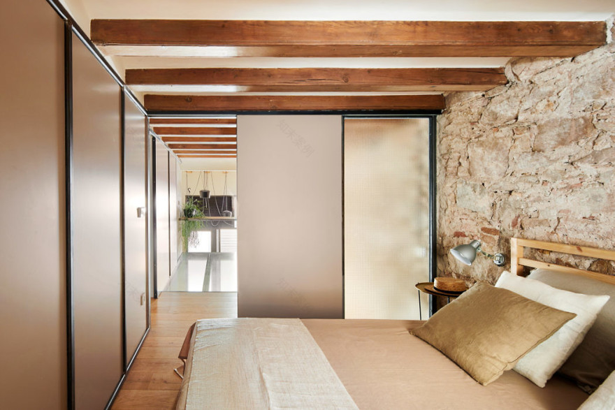 巴塞罗那新乡村风格三层公寓丨西班牙巴塞罗那丨Valentí Albareda-12