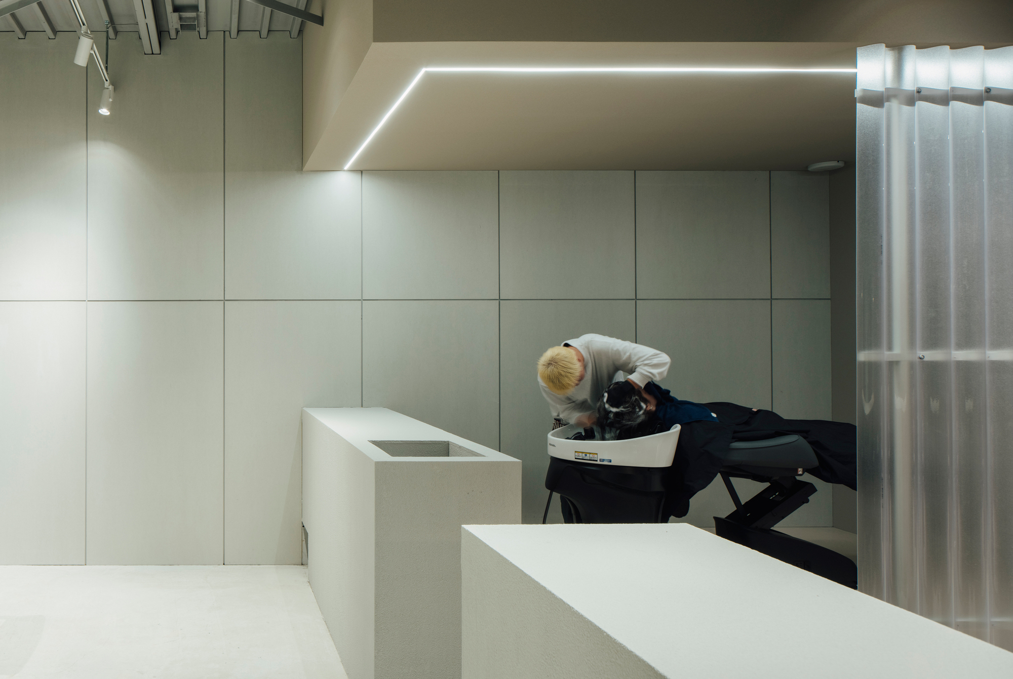 美发店丨日本丨FATHOM-32