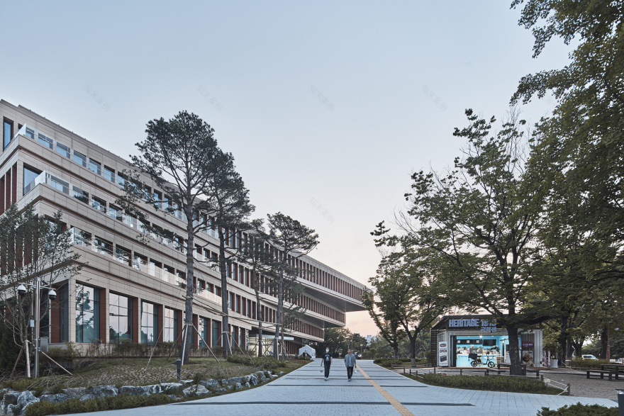 韩国国会通讯大楼丨HAEAHN Architecture-15