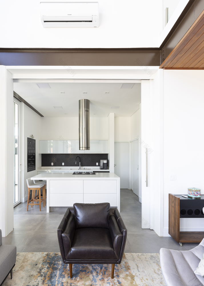 巴西 BT House | 钢构智能玻璃打造室内外一体空间-43