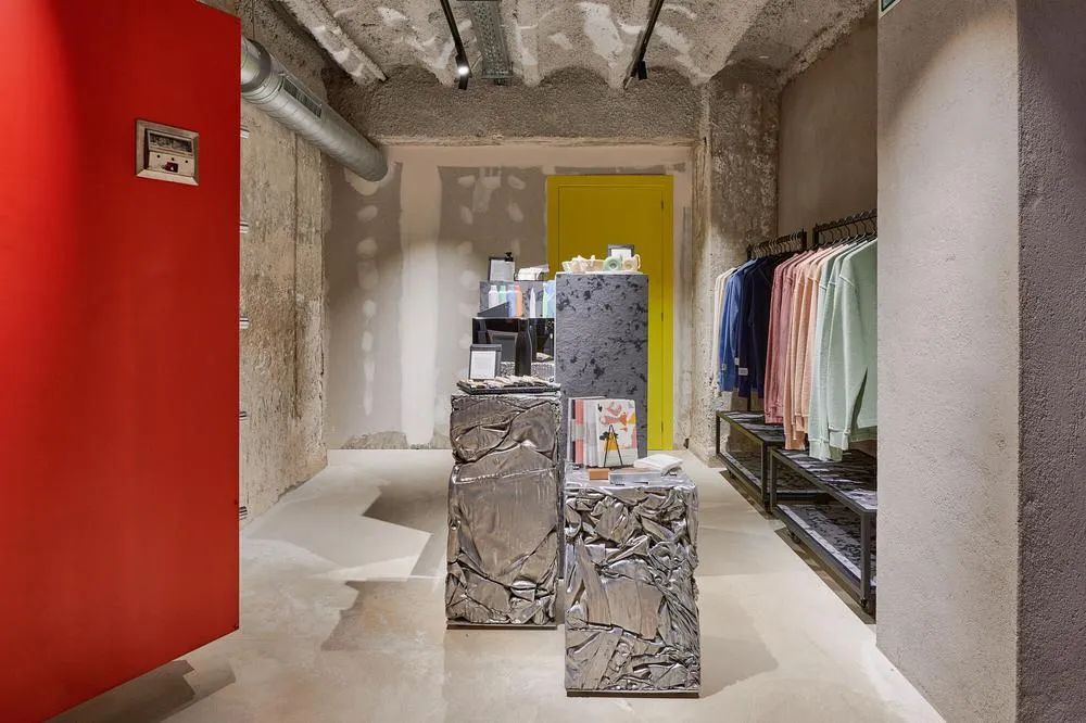 Lynk&Co 巴塞罗那体验店设计丨西班牙巴塞罗那丨Masquespacio-28